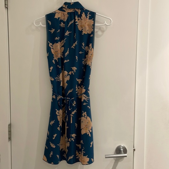 Aritzia dress - Picture 2 of 3